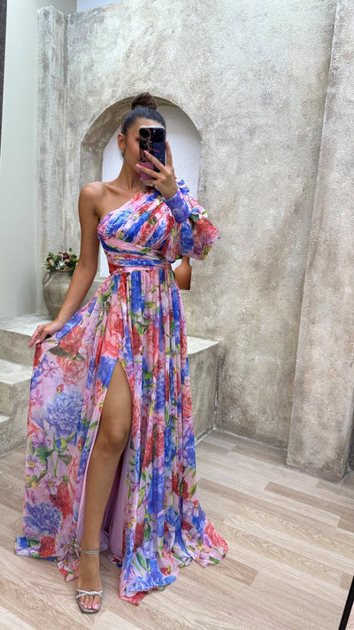Mckenna | Stunning Flowing Gown